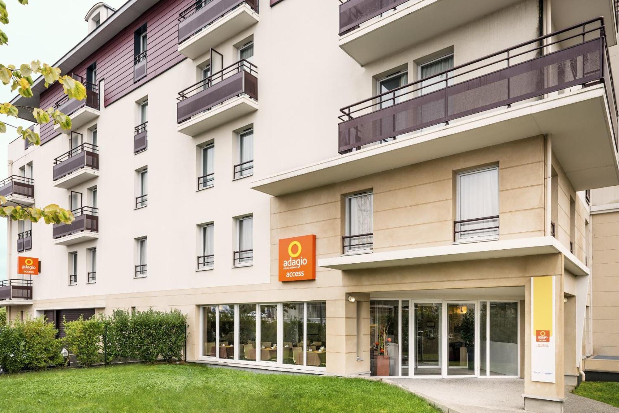 Aparthotel Adagio Access Carrieres Sous Poissy Dış mekan fotoğraf